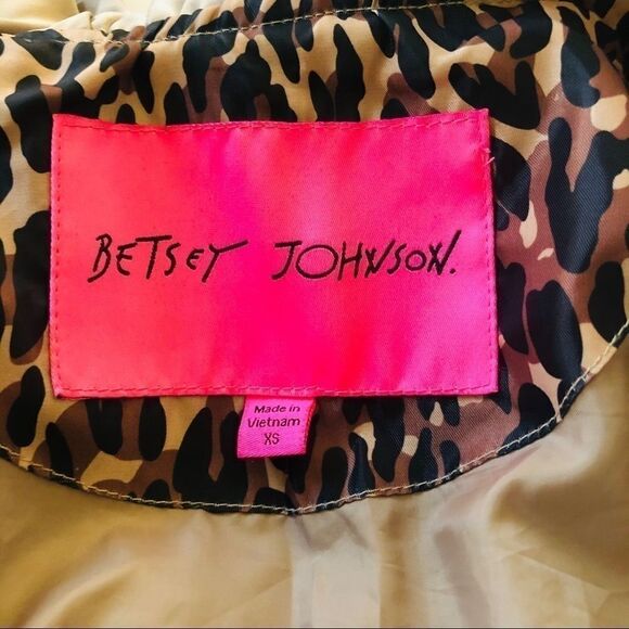 Betsey Johnson Women's Size XS Trench coat - Picture 8 of 8